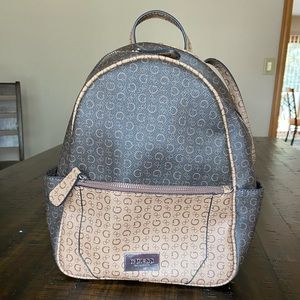 Guess logo medium sized backpack